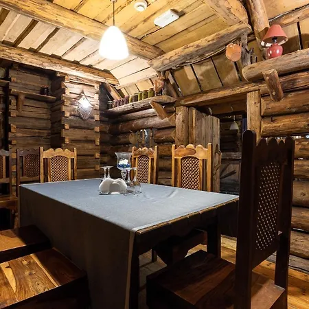 Hotel Marysin Dwor 2*