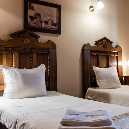 Hotel Marysin Dwor 2*