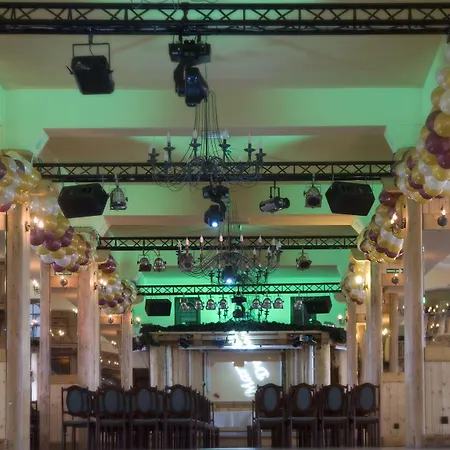 Hotel Marysin Dwor 2*